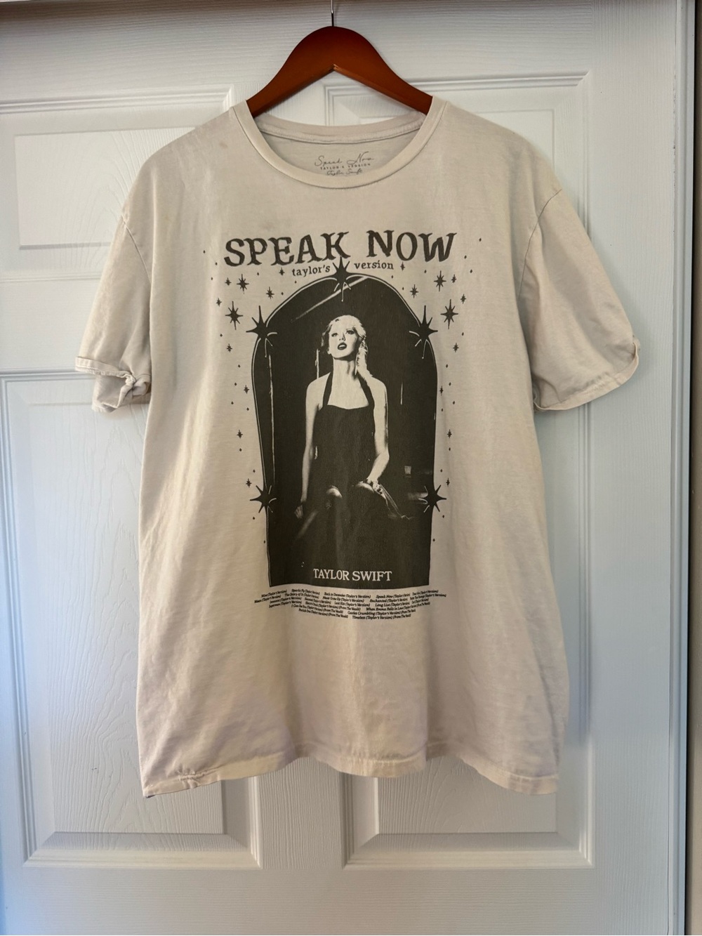 Taylor Swift Cream Speak Now Graphic Tee